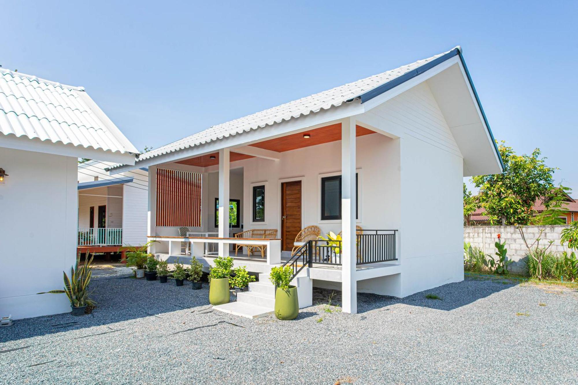 Vawa Guesthouse Kanchanaburi Bagian luar foto